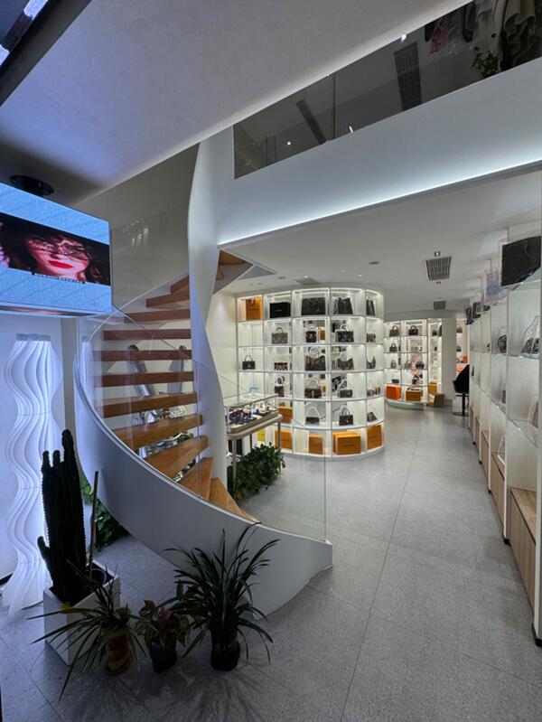 海南市贵南县回收奢侈品店