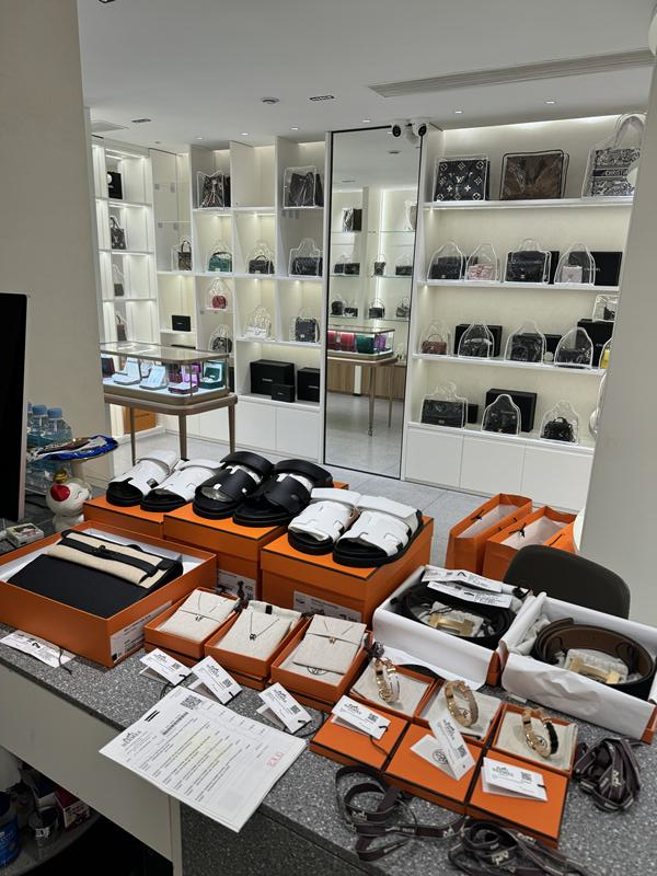 海南市贵南县回收奢侈品首饰